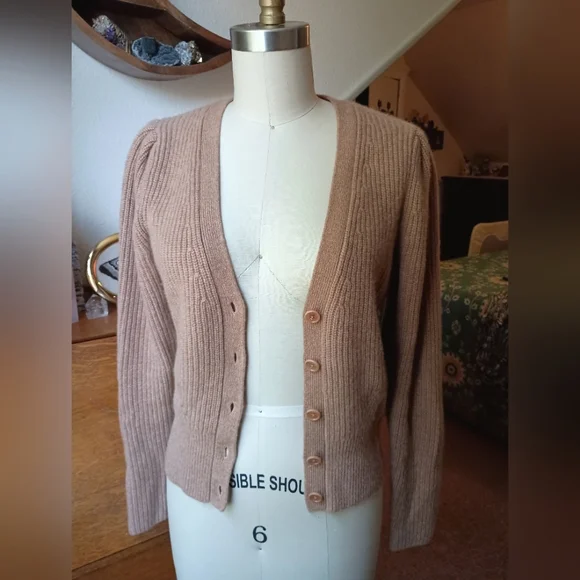 Reformation Fossi Cardigan - Picture 10 of 15